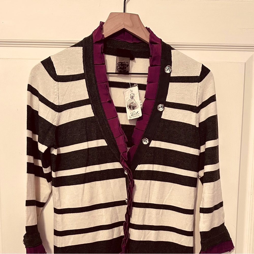Vintage | Sweater | Striped Cardigan with Ruffle | Academic | Artsy | - Picture 4 of 10